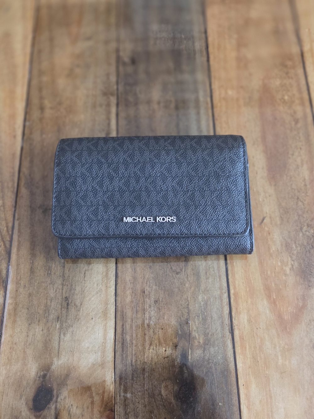 Michael Kors Black Leather Wallet - Classic Folded Design